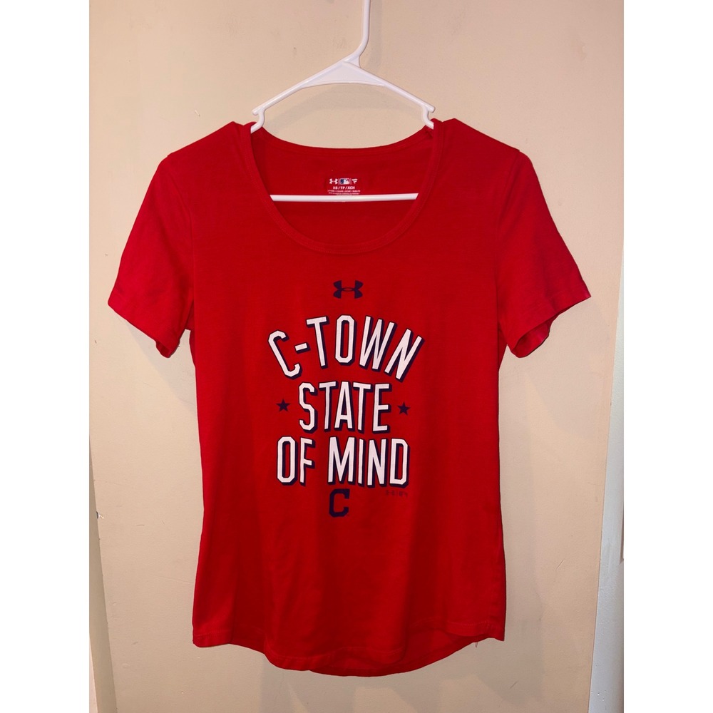 Women Under Armour Cleveland C-Town State  Mind Red Graphic Tee XS HeatGear MLB